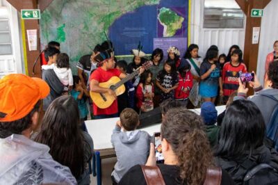 Intercambistas do ‘Interior em São Sebastião’ visitam Aldeia Indígena em Boraceia