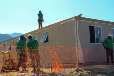São Sebastião recebe governador Tarcísio de Freitas em visita às obras de conjuntos habitacionais